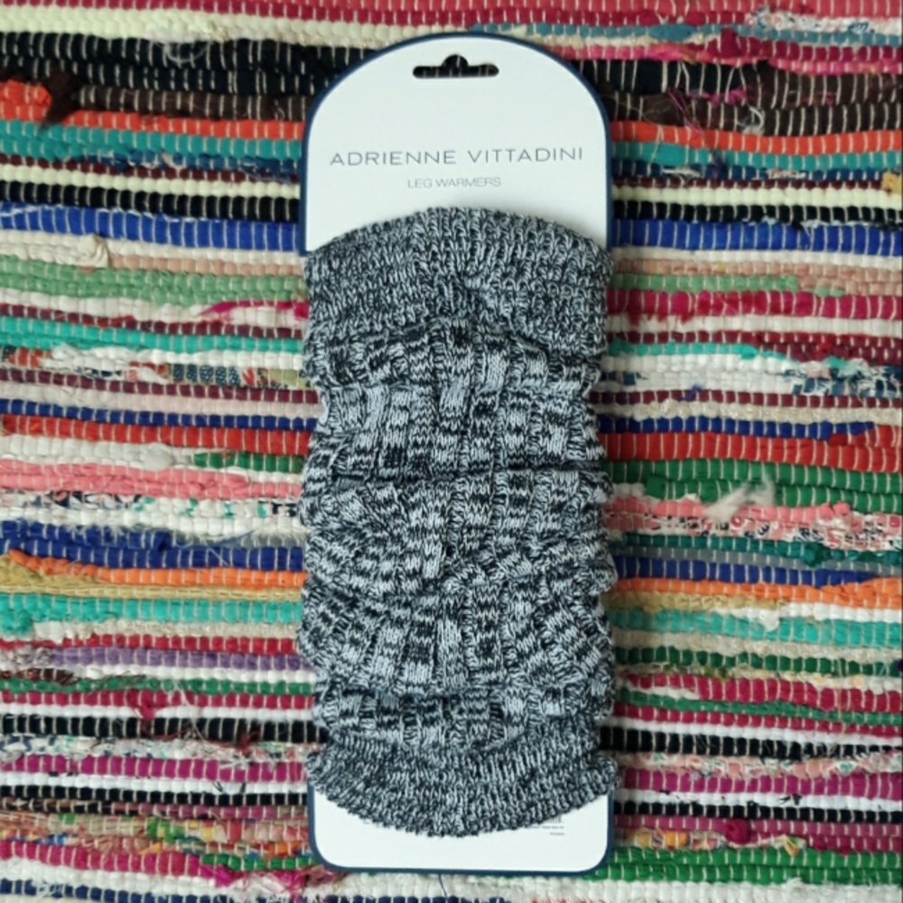 Adrienne Vittadini Black & White Leg Warmers
